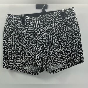 Banana Republic Women’s Black & White Chino Utility Shorts 100% Cotton Size 14
